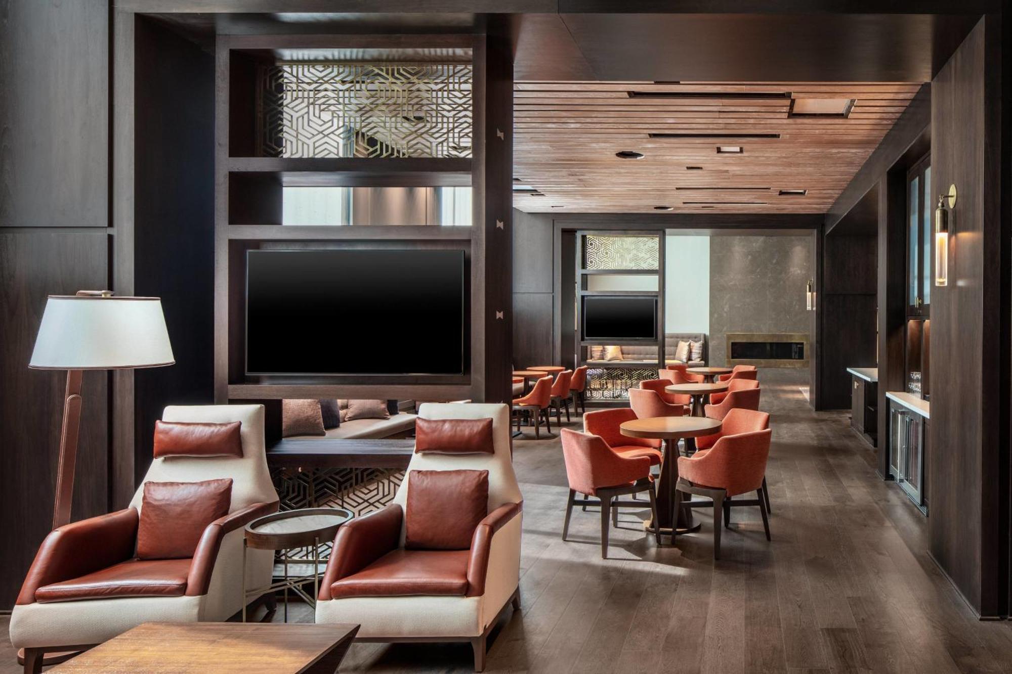 Hotel Lancaster Marriott at Penn Square Esterno foto
